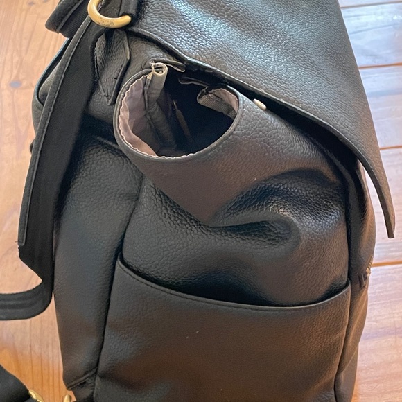 Freshly Picked Diaper Bag - Black Vegan Leather - Picture 4 of 6